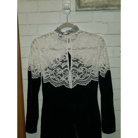 Sandro Paris Junie Long Sleeve Lace and Velvet Dress Black White 1 - Picture 6 of 6